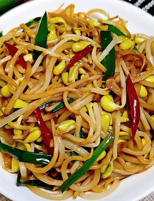 家常豆芽做法大全有哪些家常做法？-图1