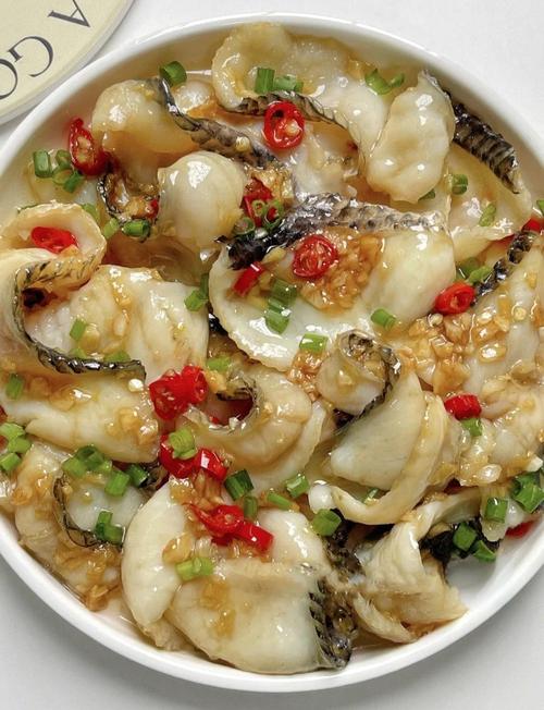 家常炒黑鱼做法大全,如何炒出鲜嫩入味?-图1 家常炒黑鱼做法大全,如何炒出鲜嫩入味?-图1