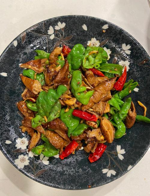 猪大肠家常做法有哪些？-图2