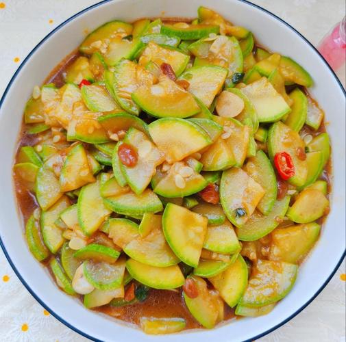 炒葫芦家常做法有哪些？-图1