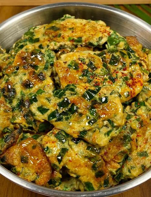 韭菜合子怎么做才酥脆不破皮?-图2 韭菜合子怎么做才酥脆不破皮?-图2