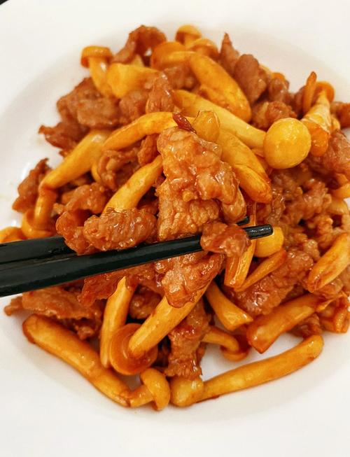 海鲜菇肉片怎么做才鲜嫩多汁？-图1