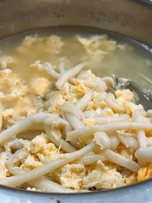 海鲜菇煲汤前需焯水去腥吗?-图3 海鲜菇煲汤前需焯水去腥吗?-图3