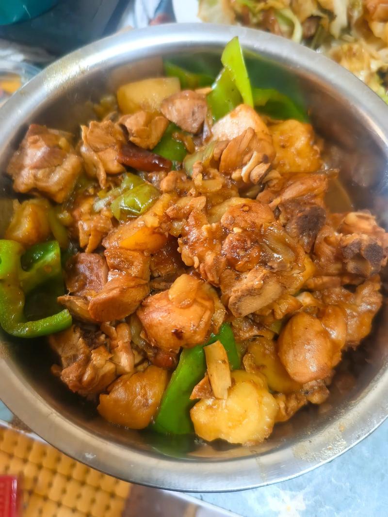 家常小鸡怎么做?家常做法大全来啦!-图3 家常小鸡怎么做?家常做法大全来啦!-图3