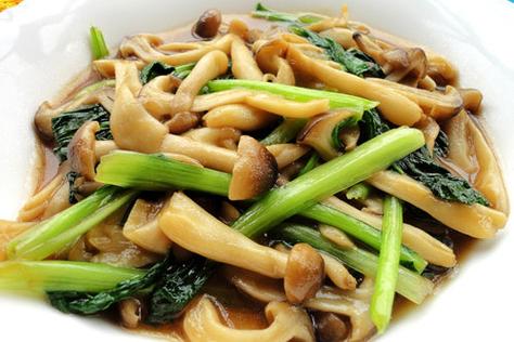 海鲜菇炒白菜如何炒出鲜嫩入味？-图1