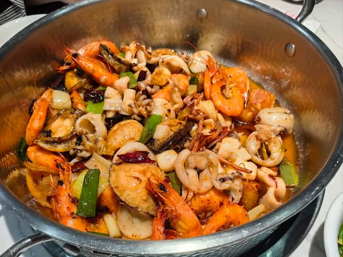 海鲜干锅家常做法有哪些？-图1