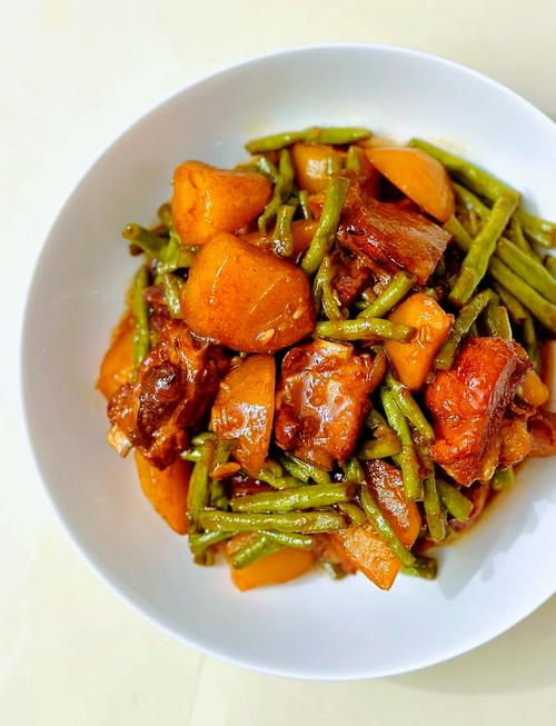 家常炖豆角图片全,做法有哪些?-图1 家常炖豆角图片全,做法有哪些?-图1