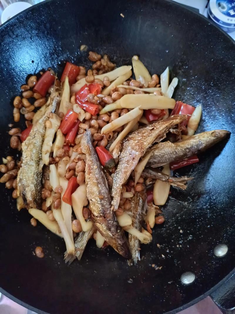 焖鱼干怎么做才够味？家常做法有哪些？-图3