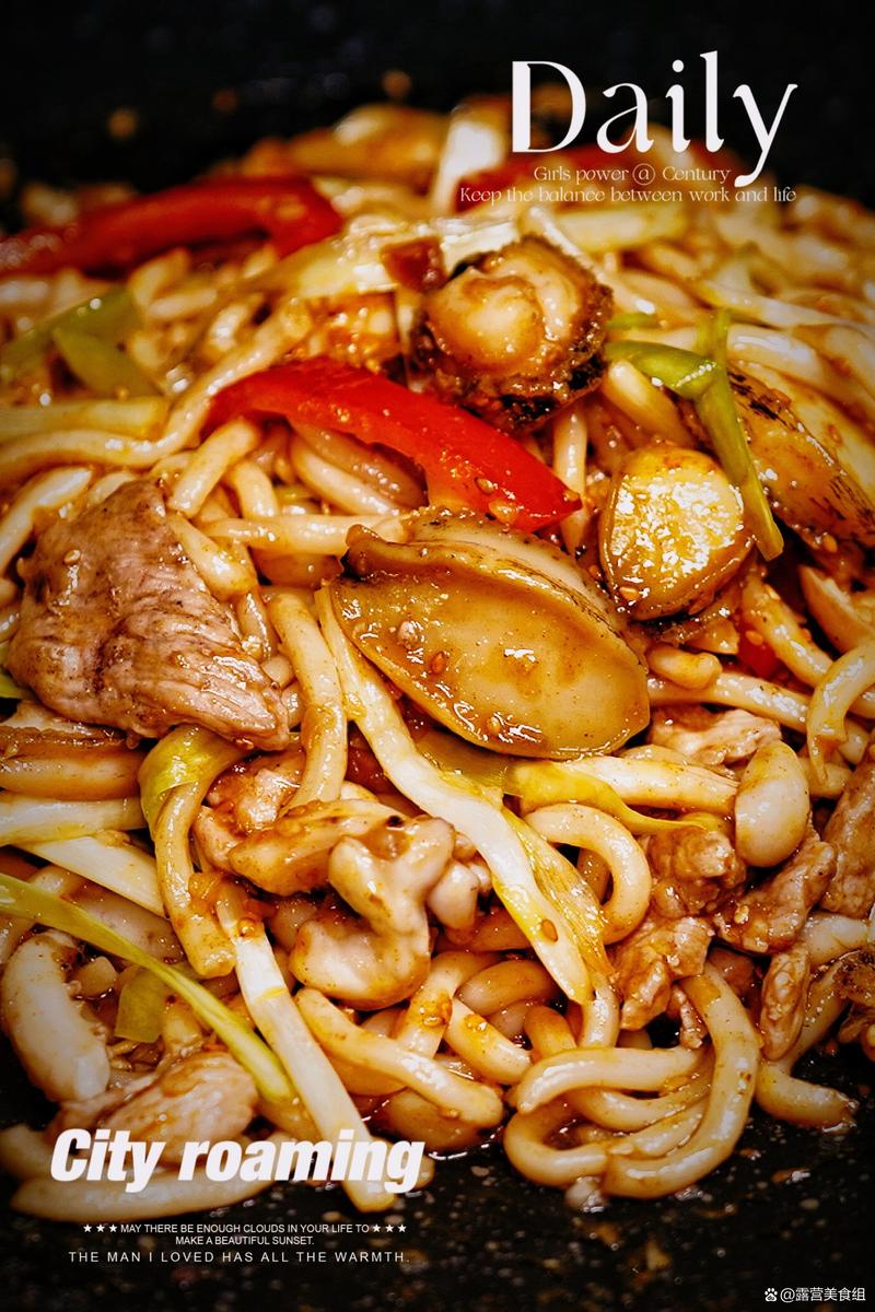 海鲜乌冬炒面怎么做才好看?-图1 海鲜乌冬炒面怎么做才好看?-图1