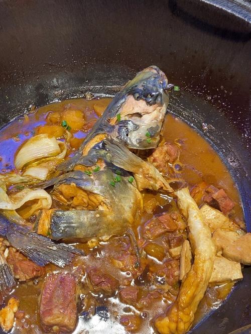 家常炖鱼图片全家？做法步骤有啥？-图1