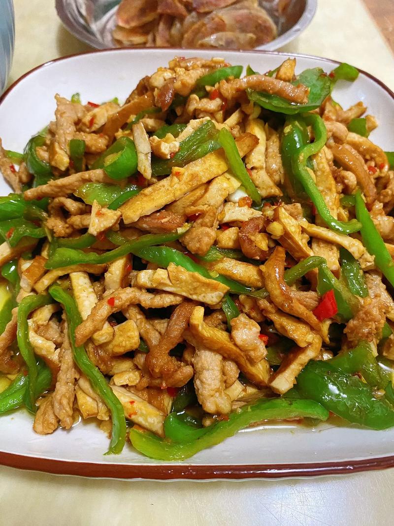 肉丝干怎么做？家常做法有哪些？-图2