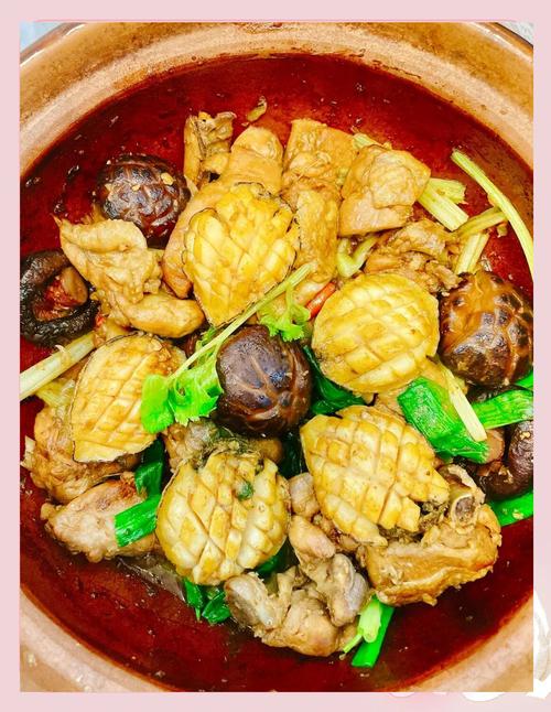 鲍鱼海鲜煲怎么做才鲜嫩多汁?-图1 鲍鱼海鲜煲怎么做才鲜嫩多汁?-图1