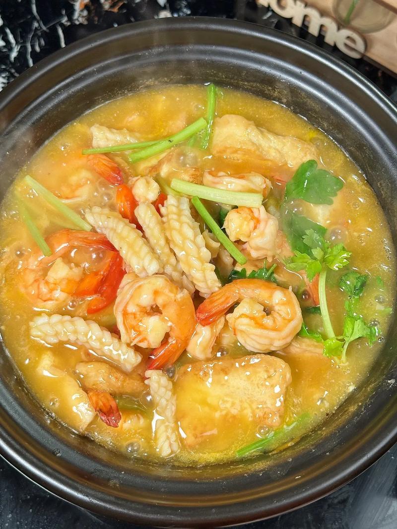 海鲜烩豆腐怎么做才鲜嫩入味?-图1 海鲜烩豆腐怎么做才鲜嫩入味?-图1