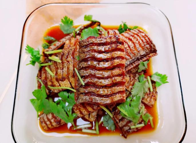 家常熏带鱼怎么做？家常做法有哪些？-图1