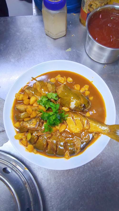 家常鲶鱼焖怎么做最入味？-图3