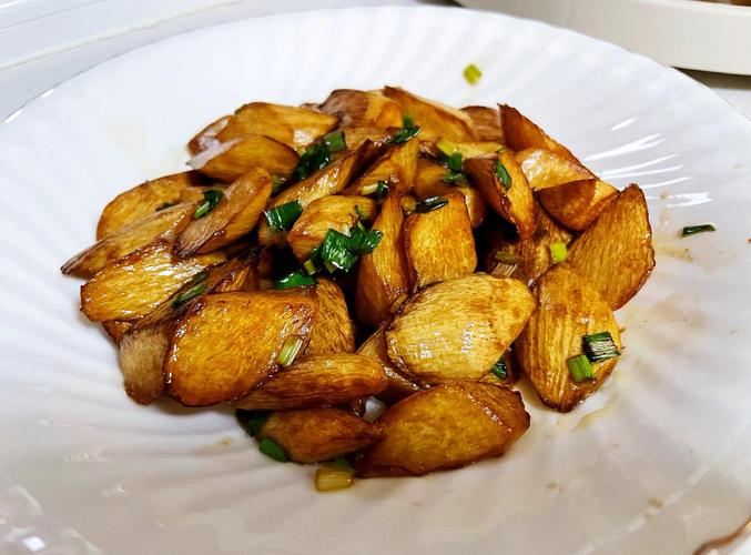 家常炒茭白怎么做才好吃？-图2