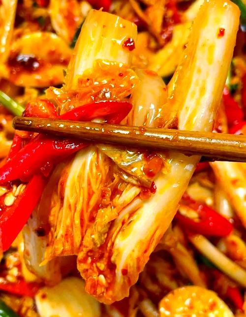 家常辣白菜做法有哪些？-图1