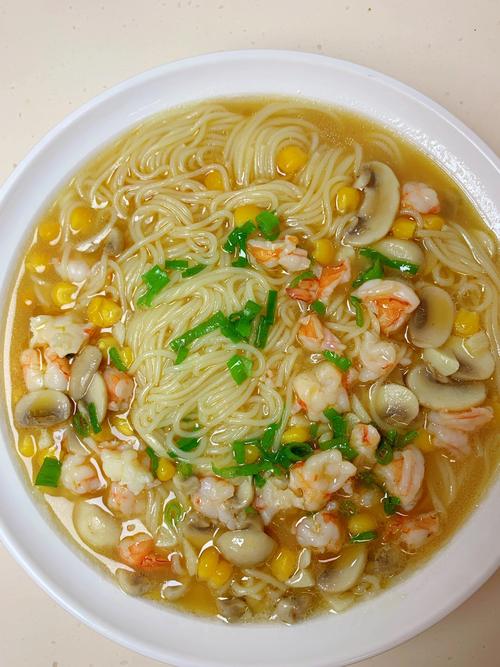 海鲜面里还能加什么惊喜？-图2