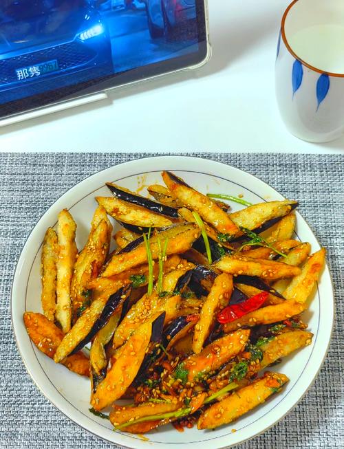 家常烧茄子做法有哪些？-图2