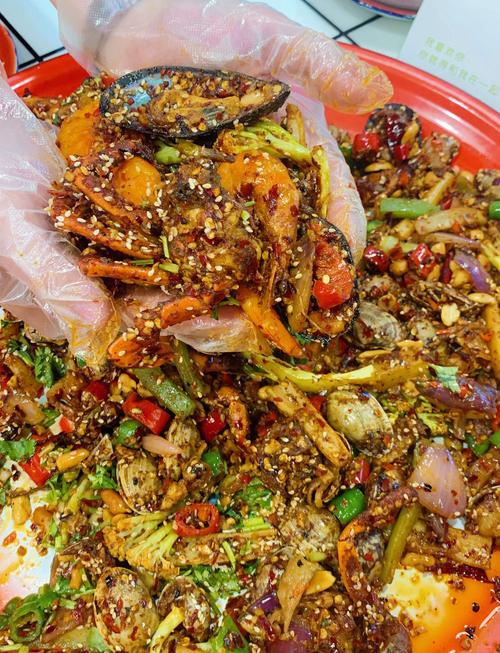 手抓麻辣海鲜怎么做？-图2