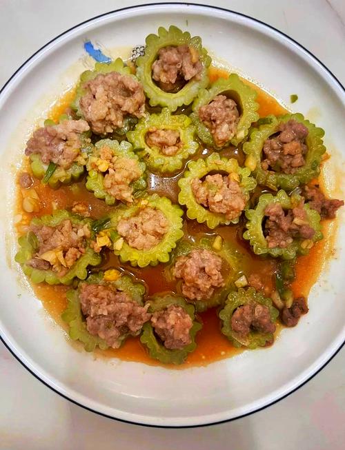 苦瓜怎么焖才不苦?家常做法有哪些?-图1 苦瓜怎么焖才不苦?家常做法有哪些?-图1