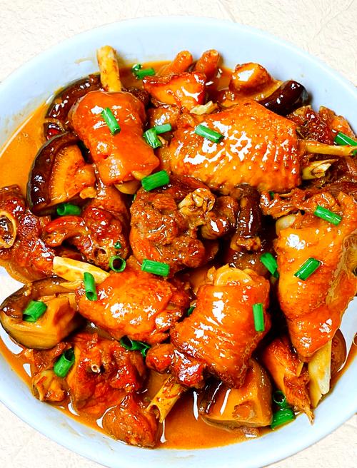 家常炖鸡架怎么做?做法有哪些?-图1 家常炖鸡架怎么做?做法有哪些?-图1