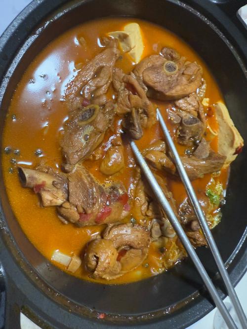 家常炖鸡架怎么做?做法有哪些?-图3 家常炖鸡架怎么做?做法有哪些?-图3