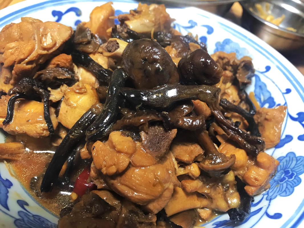 小鸡炖家常做法有哪些？-图1