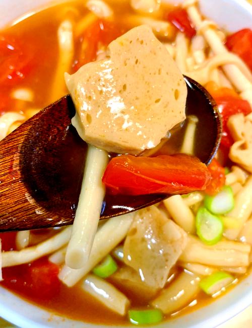 海鲜菇西红柿怎么做才好吃？-图2