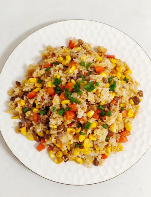 家常炒饭怎么做才好吃？-图1