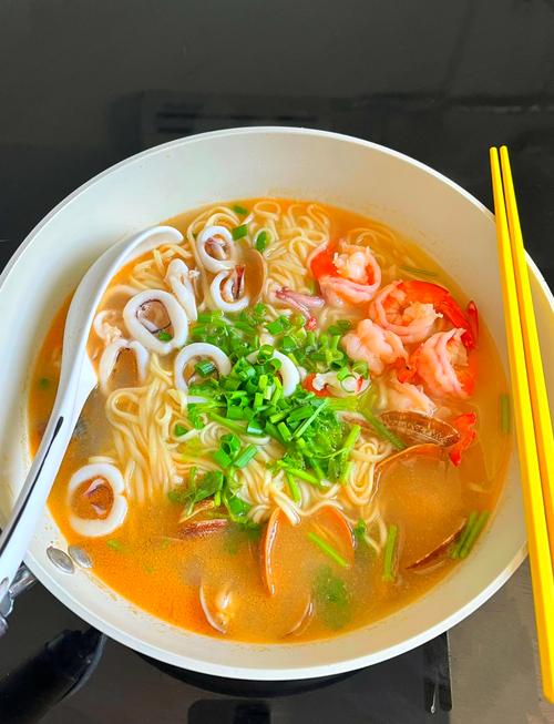 海鲜麦虾面怎么做?新手也能学会吗?-图2 海鲜麦虾面怎么做?新手也能学会吗?-图2