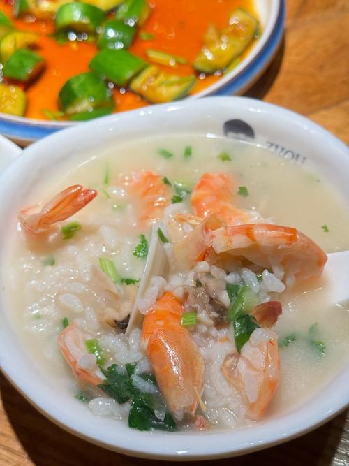 螃蟹海鲜粥怎么做才鲜浓？-图3