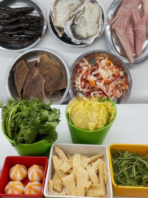 海鲜火锅黄金搭配食材有哪些?-图2 海鲜火锅黄金搭配食材有哪些?-图2