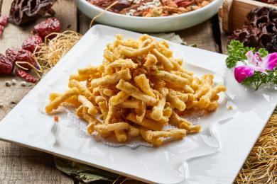 蛋黄焗海鲜菇怎么做才酥香不腻？-图3