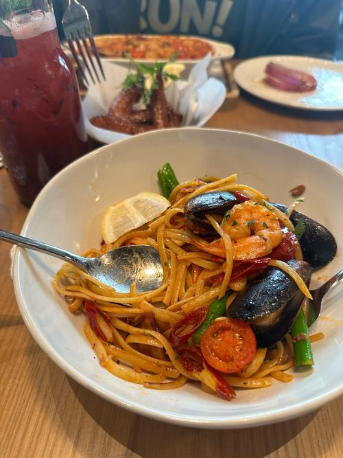 海鲜意面配什么酒或饮品提升风味?-图2 海鲜意面配什么酒或饮品提升风味?-图2