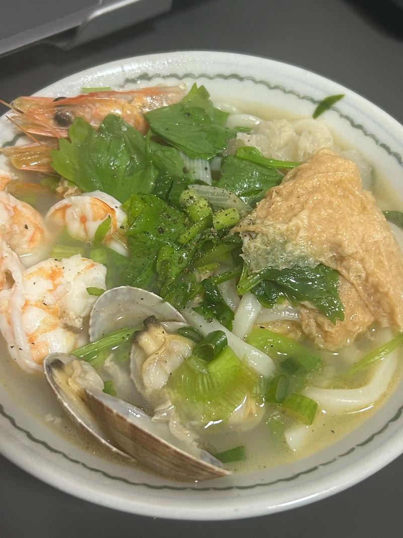 酒店海鲜乌冬面的做法-图1