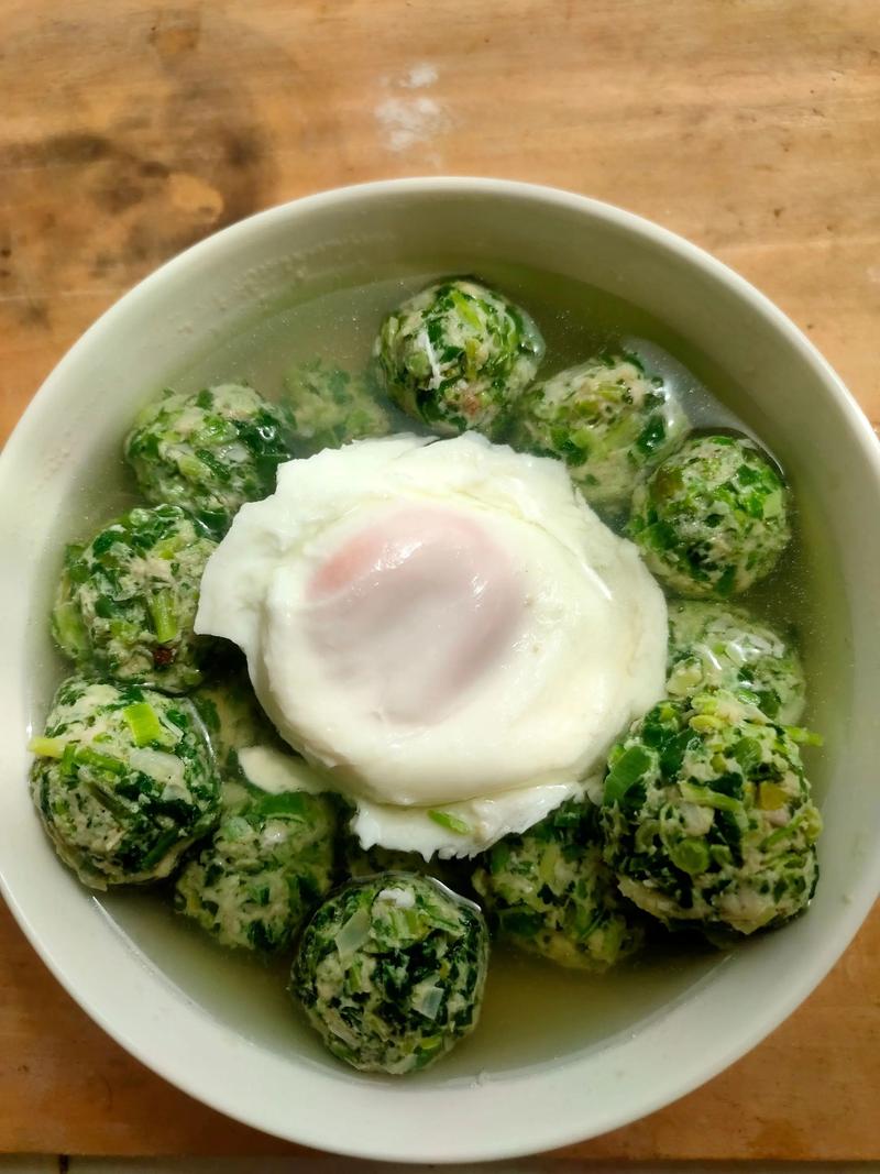 香菜丸子怎么做才Q弹不柴?-图1 香菜丸子怎么做才Q弹不柴?-图1