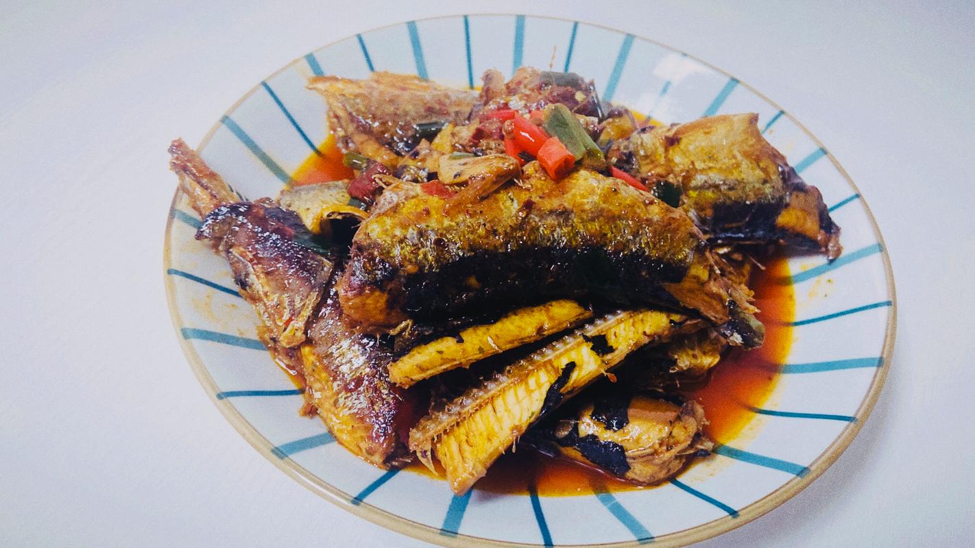 秋刀鱼家常做法有哪些？-图1