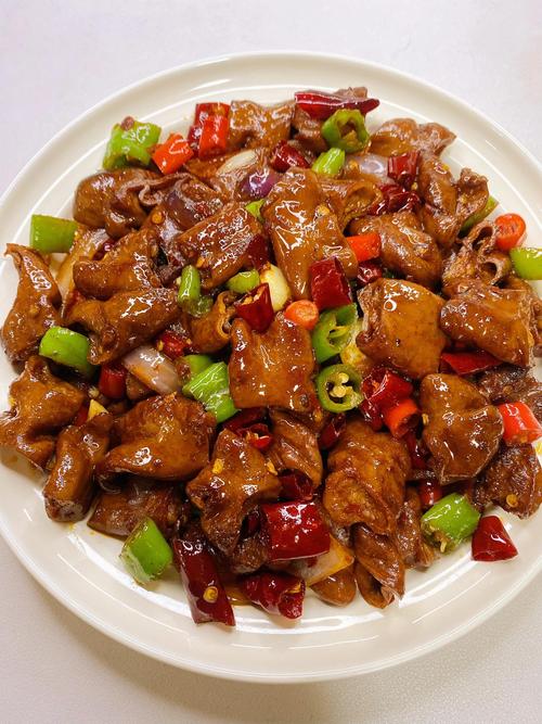 辣子鸡丁怎么做才够味?家常做法有哪些?-图3 辣子鸡丁怎么做才够味?家常做法有哪些?-图3