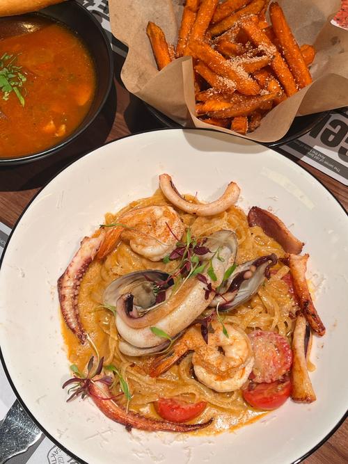 广州白汁海鲜意面怎么做?-图1 广州白汁海鲜意面怎么做?-图1