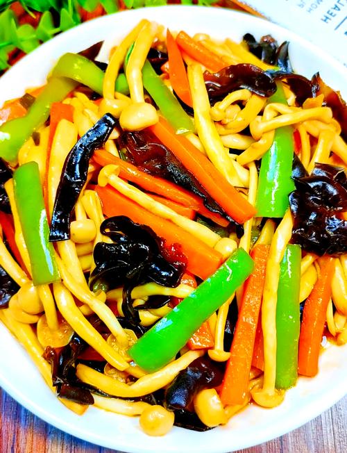 海鲜菇青椒的做法大全-图2