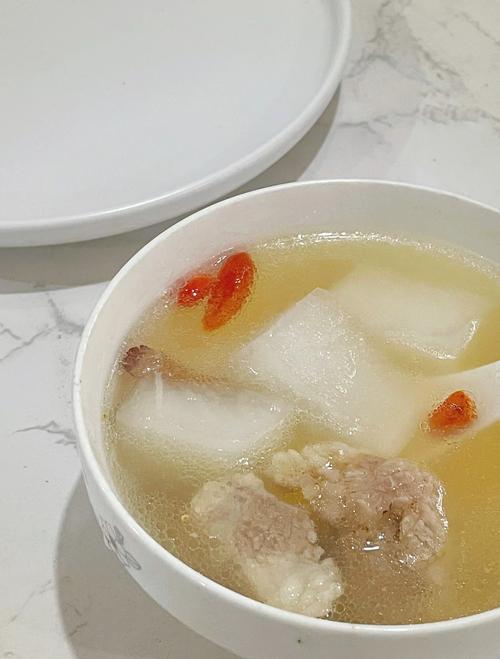 白萝卜炖排骨怎么做才好吃?-图2 白萝卜炖排骨怎么做才好吃?-图2