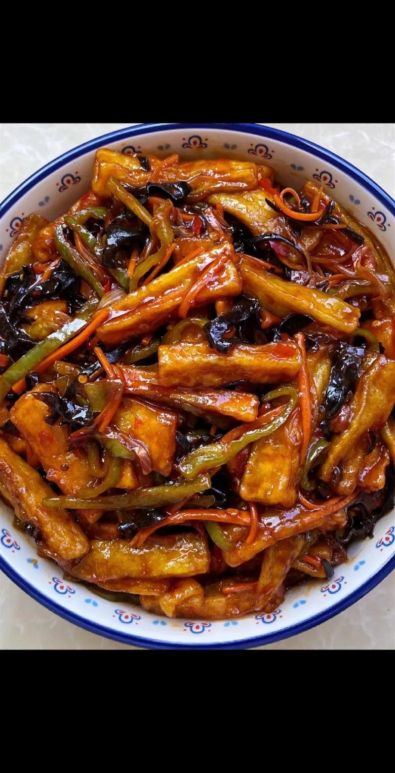 鱼香茄子的做法家常做法-图1