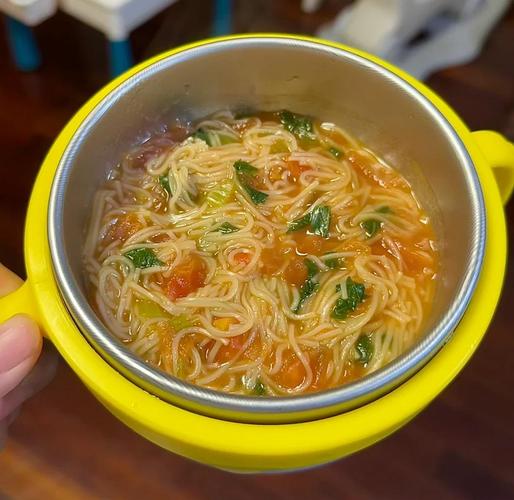 宝宝能吃西红柿青菜面-图1