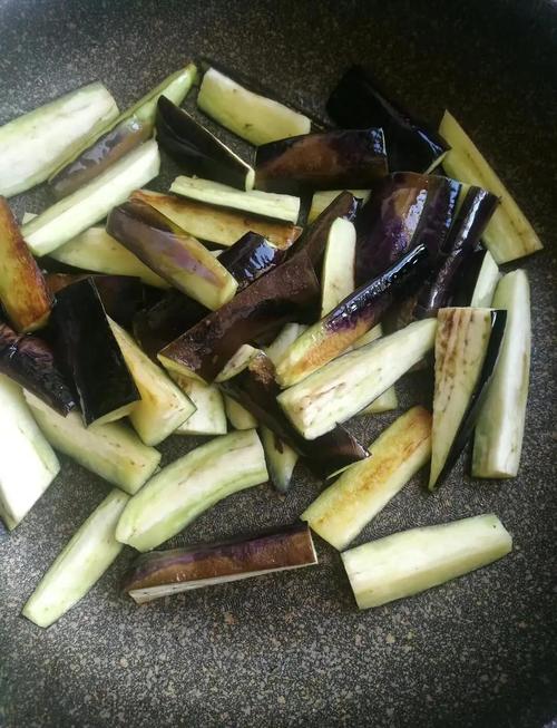 蒸白茄子怎么做才好吃?-图1 蒸白茄子怎么做才好吃?-图1