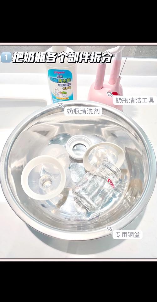 宝宝塑料餐具怎么消毒-图2 宝宝塑料餐具怎么消毒-图2