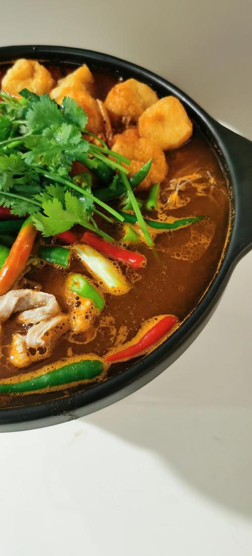 鲜椒火锅怎么做?家常做法全在这!-图1 鲜椒火锅怎么做?家常做法全在这!-图1