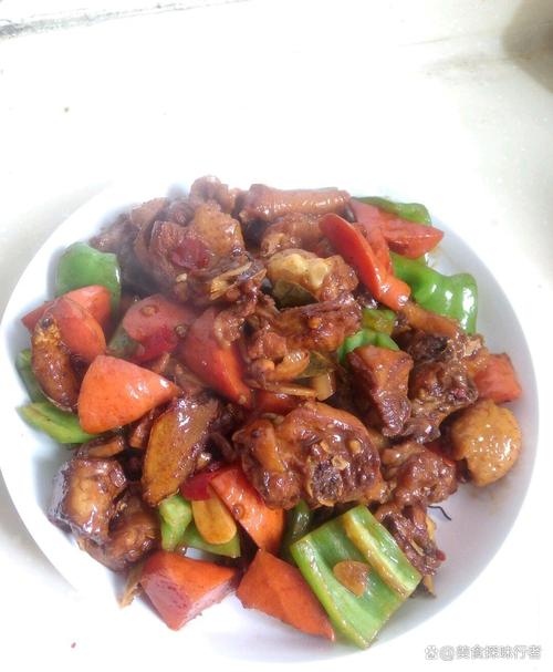 红萝卜焖鸡怎么做？家常做法有哪些？-图3