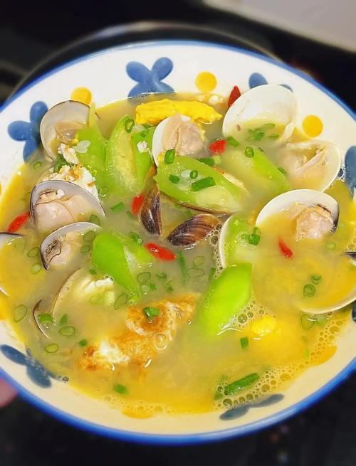 文蛤海鲜汤怎么做才鲜美？-图1