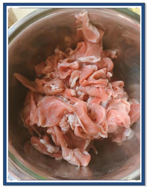 洋葱孜然羊肉的家常做法-图3 洋葱孜然羊肉的家常做法-图3